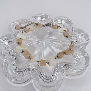 Mother Of Pearl Shell & Cream Beaded Bracelet
